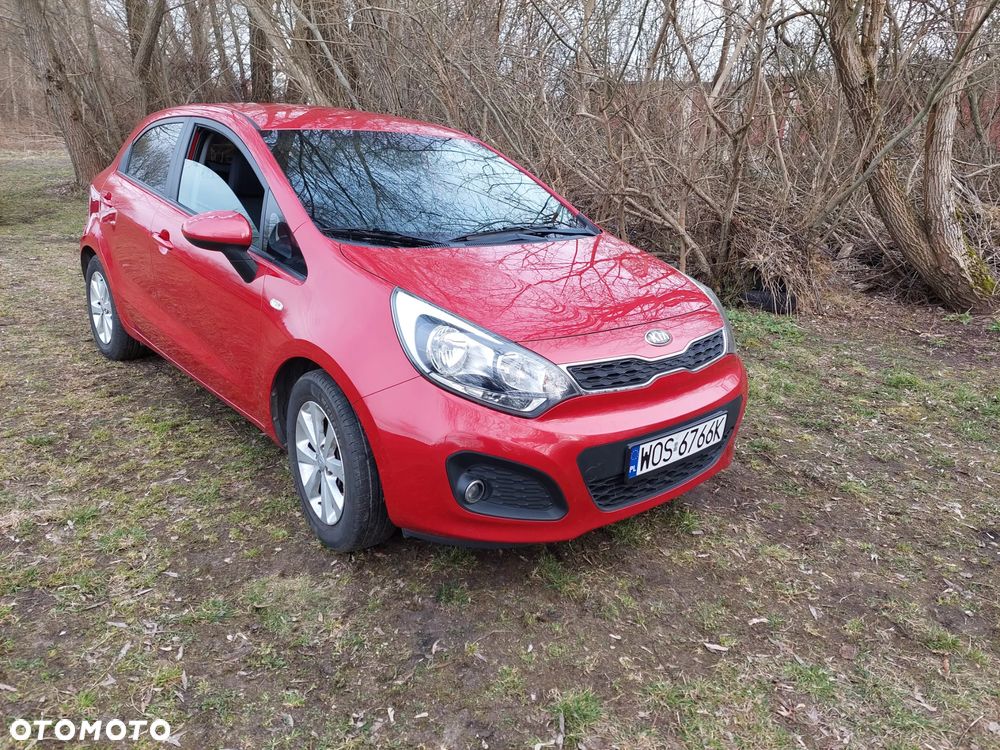 Kia Rio - 1