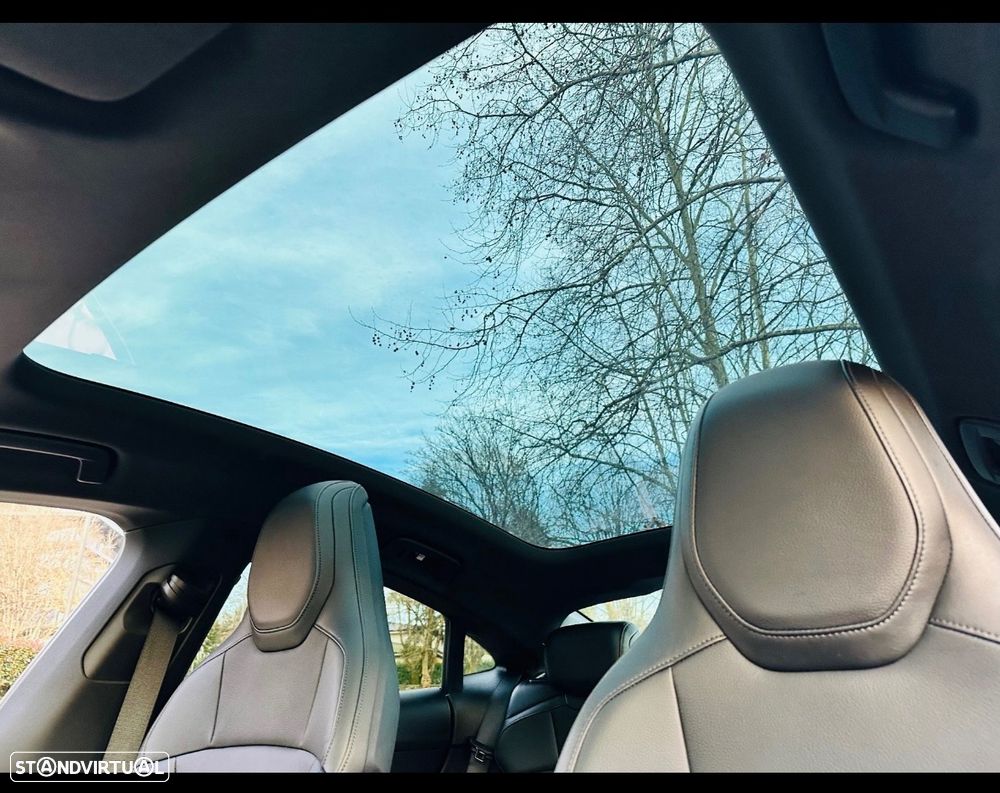 Porsche Taycan 4 - 27