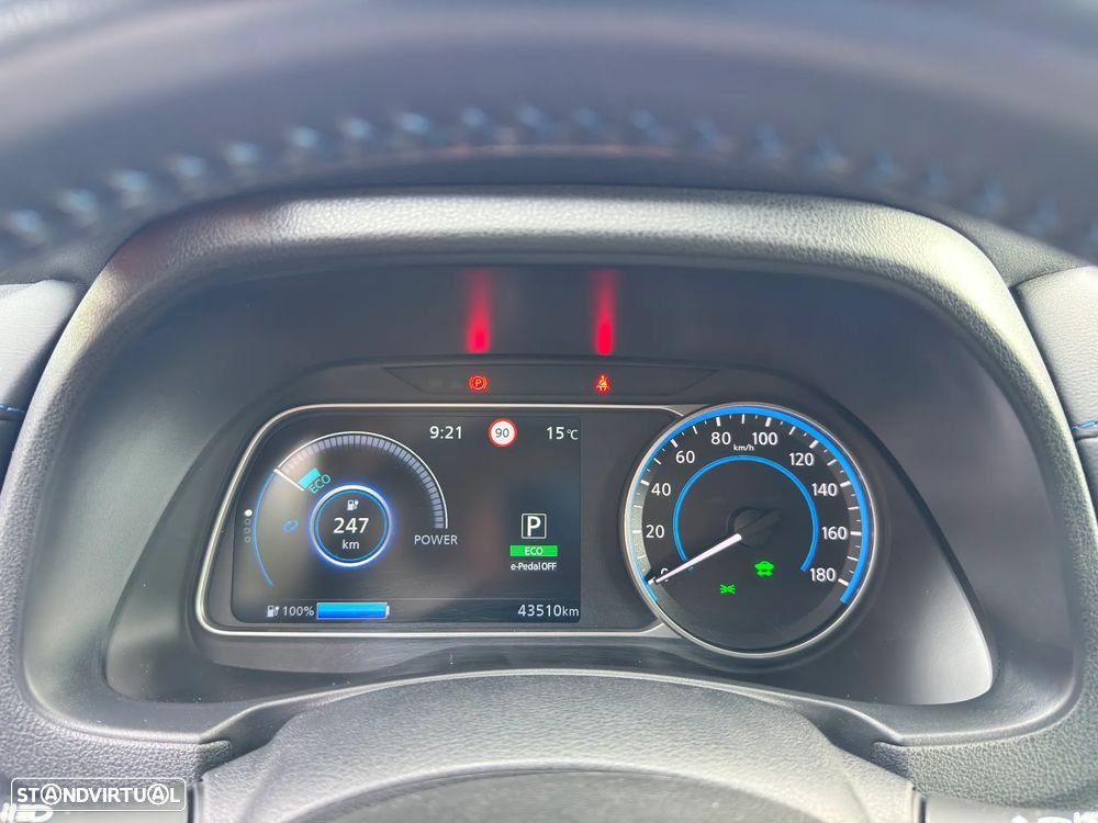 Nissan Leaf N-Connecta - 12