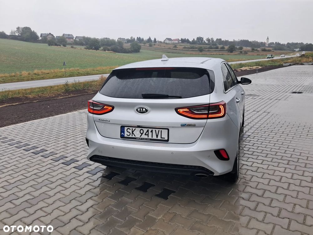 Kia Ceed - 22