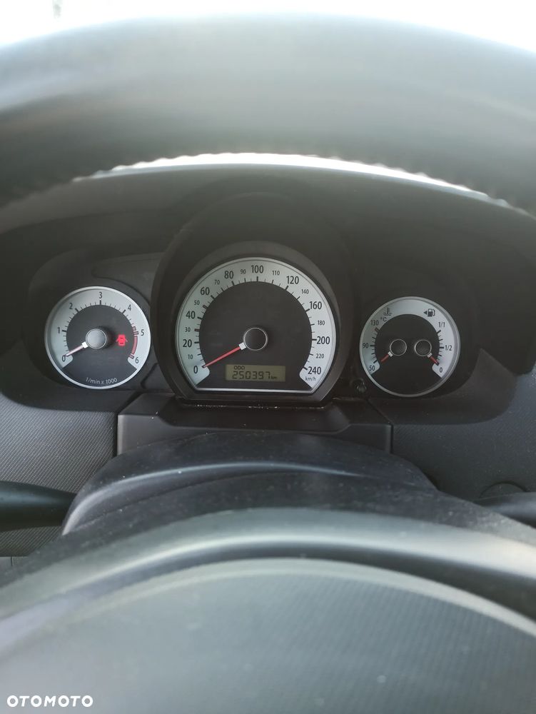 Kia Ceed 1.6 CRDi 90 Vision - 8