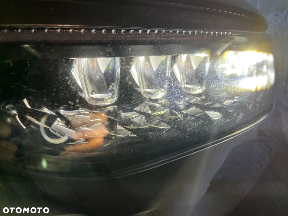 DS Automobiles DS 7 Crossback - 11