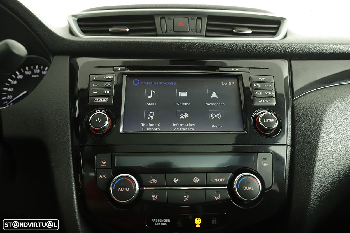 Nissan Qashqai 1.5 dCi N-Connecta - 10