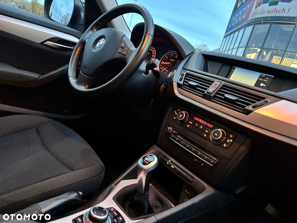 BMW X1 sDrive18i - 17
