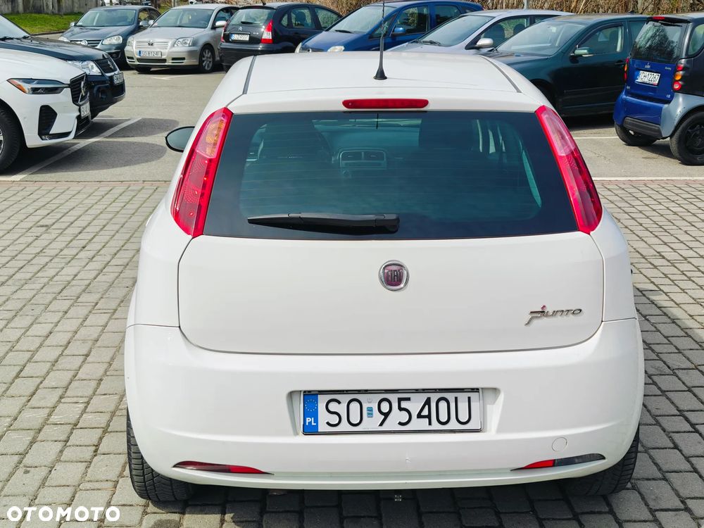 Fiat Grande Punto 1.4 8V Emotion - 15