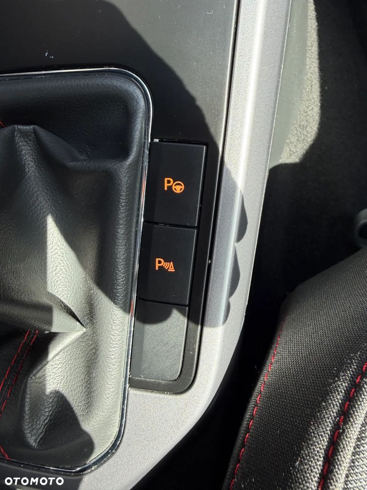 Seat Arona 1.5 TSI EVO FR - 28