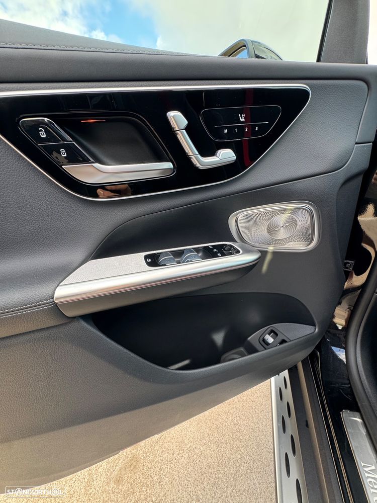 Mercedes-Benz GLC 300 e 4Matic 9G-TRONIC Edition AMG Line - 27