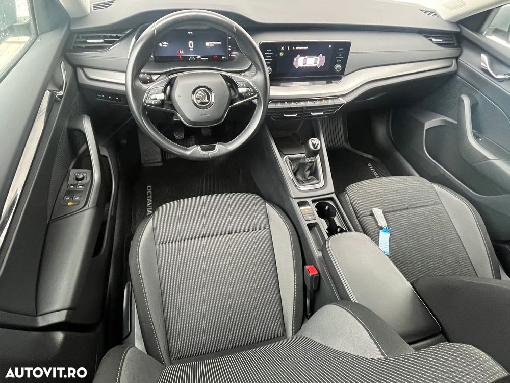 Skoda Octavia 2.0 TDI Ambition - 17