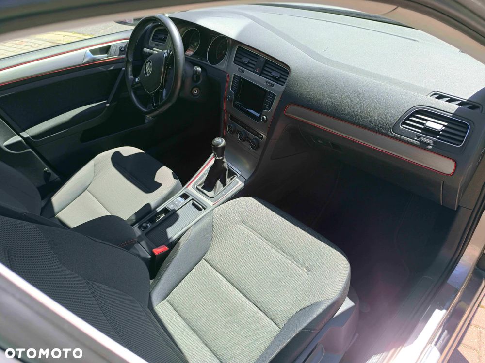 Volkswagen Golf 1.6 TDI BMT Comfortline - 6