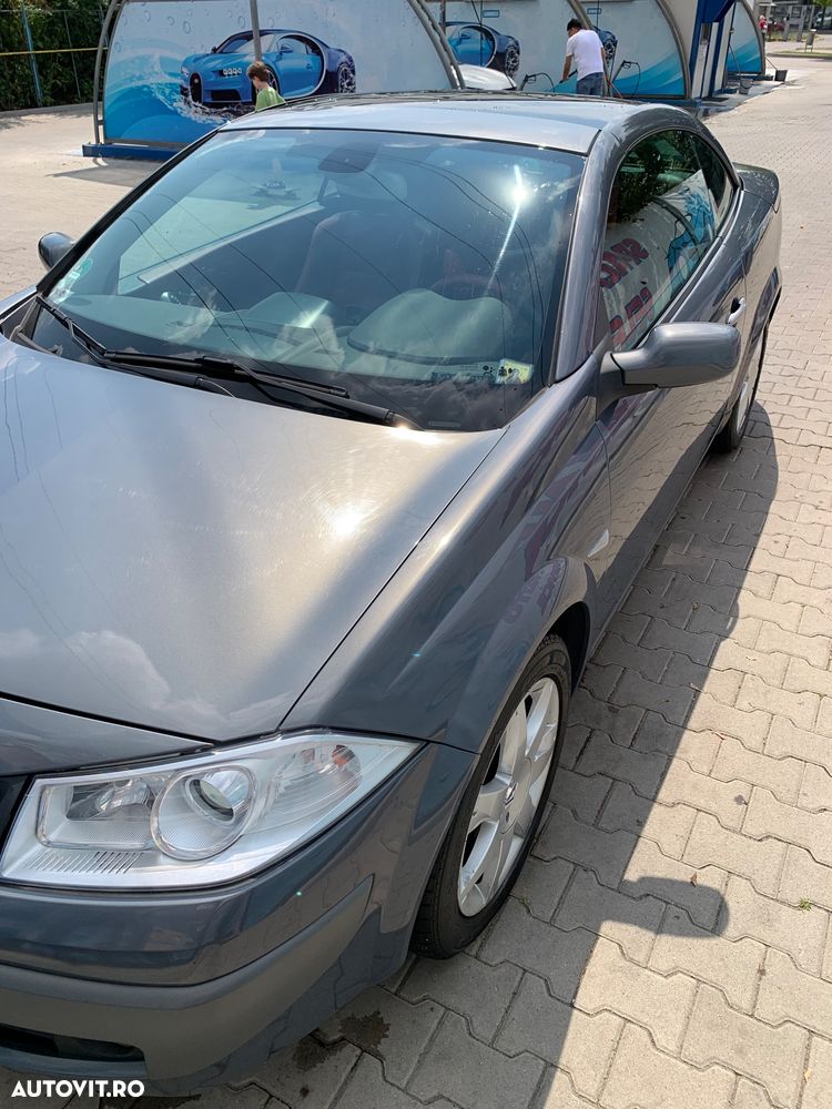 Renault Megane 1.6 16V Authentique - 10