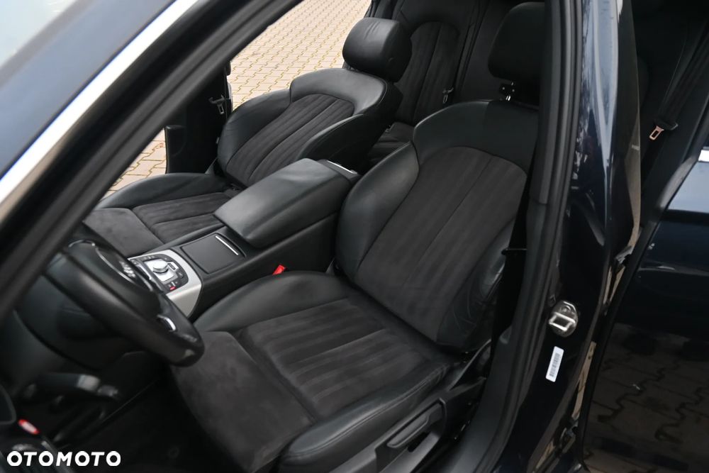 Audi A6 Avant 3.0 TDI Quattro S tronic - 37