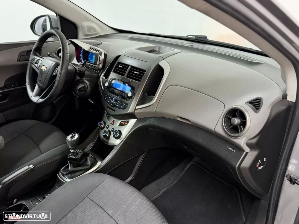 Chevrolet Aveo 1.2 LT - 36
