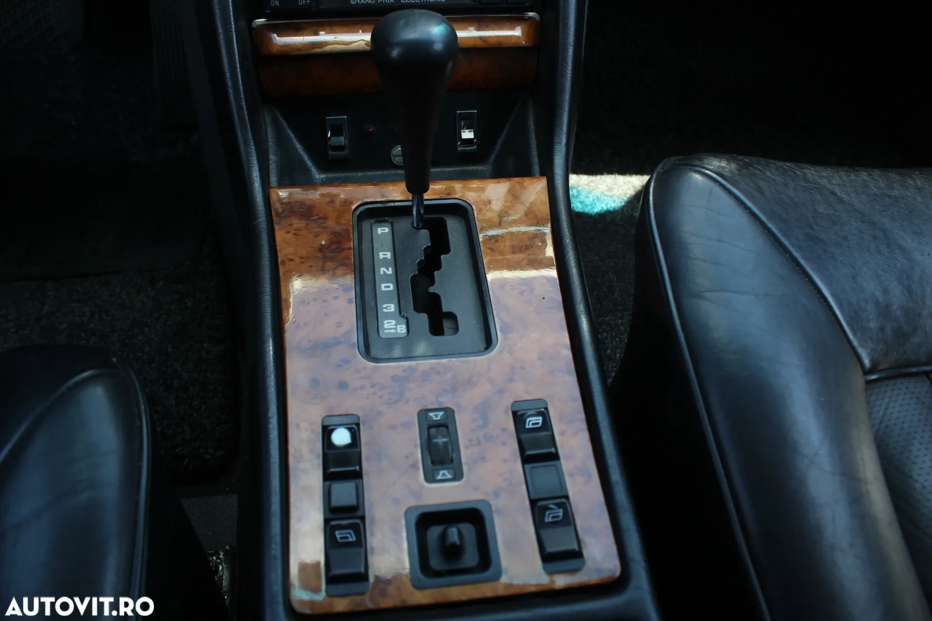 Mercedes-Benz - 6