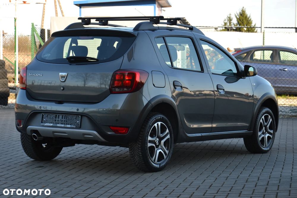 Dacia Sandero Stepway TCe 90 (S&S) Prestige - 9