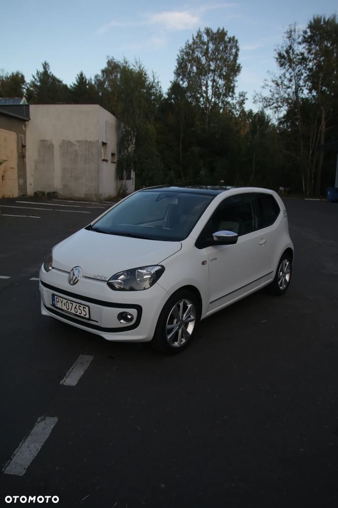 Volkswagen up! - 3