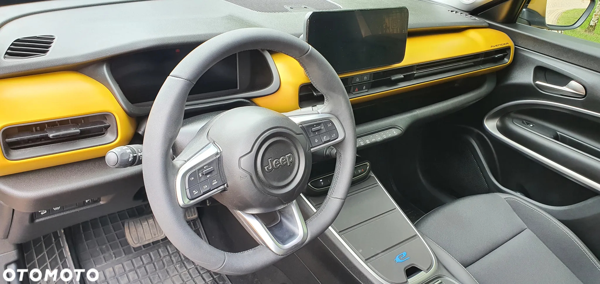 Jeep Avenger 54kWh Summit - 10