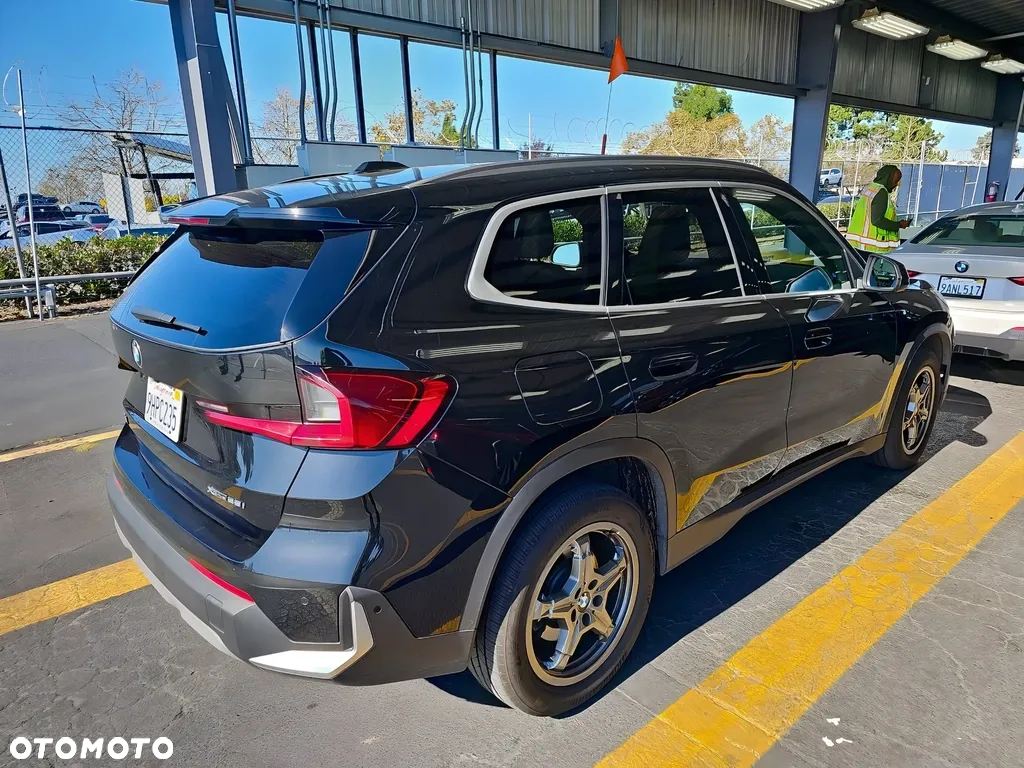 BMW X1 - 6