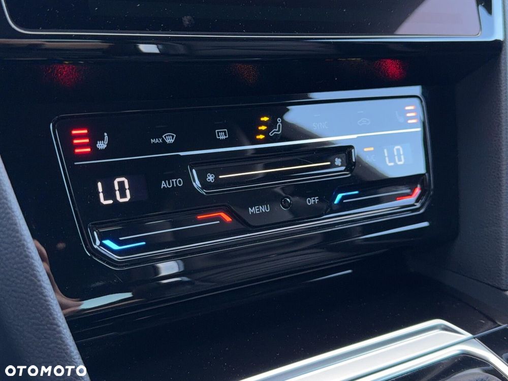 Volkswagen Arteon 2.0 TSI 4Motion R DSG - 27