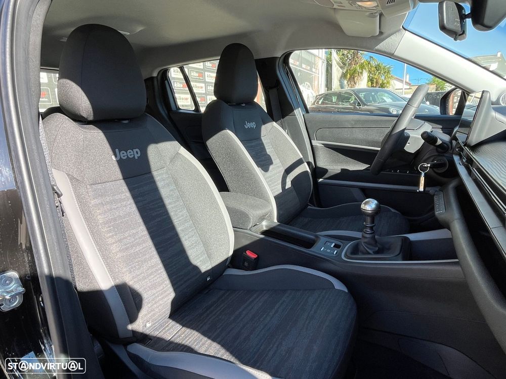 Jeep Avenger 1.2 GSE T3 Longitude - 47