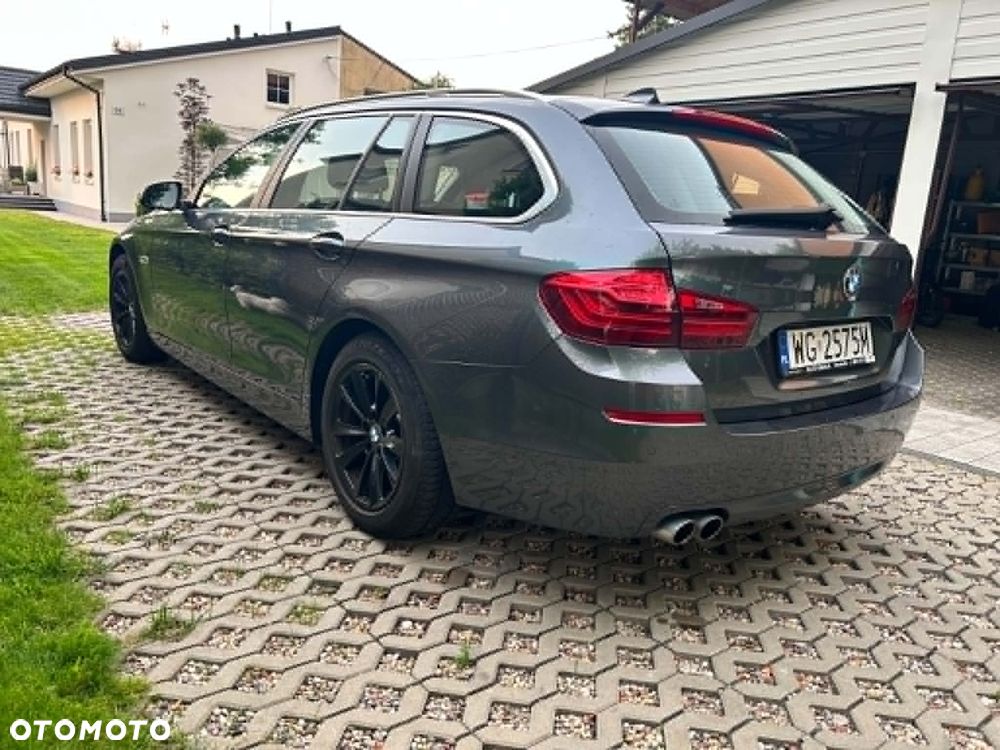 BMW Seria 5 520d xDrive - 4