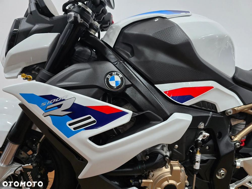 BMW S - 36