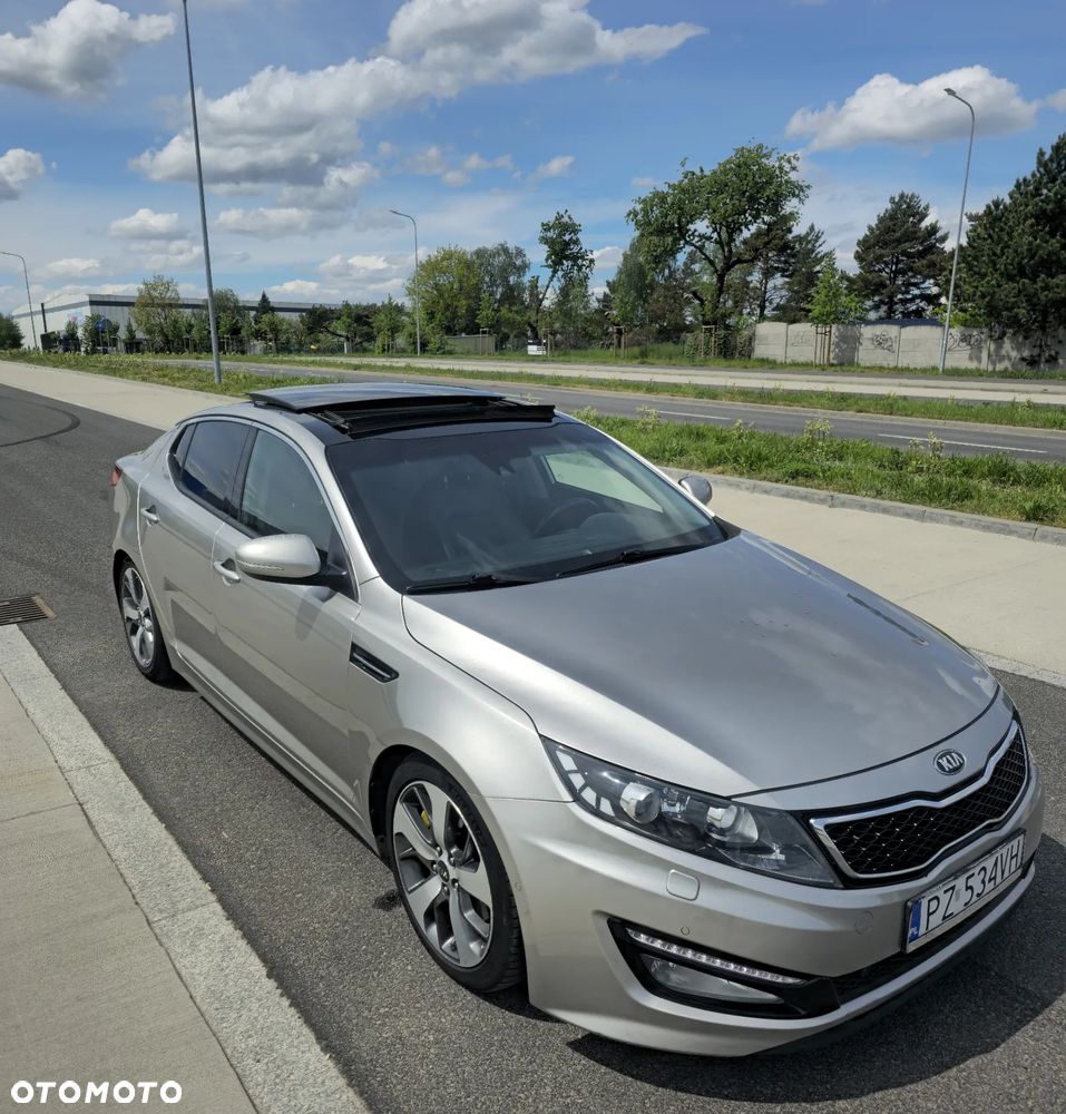Kia Optima - 10