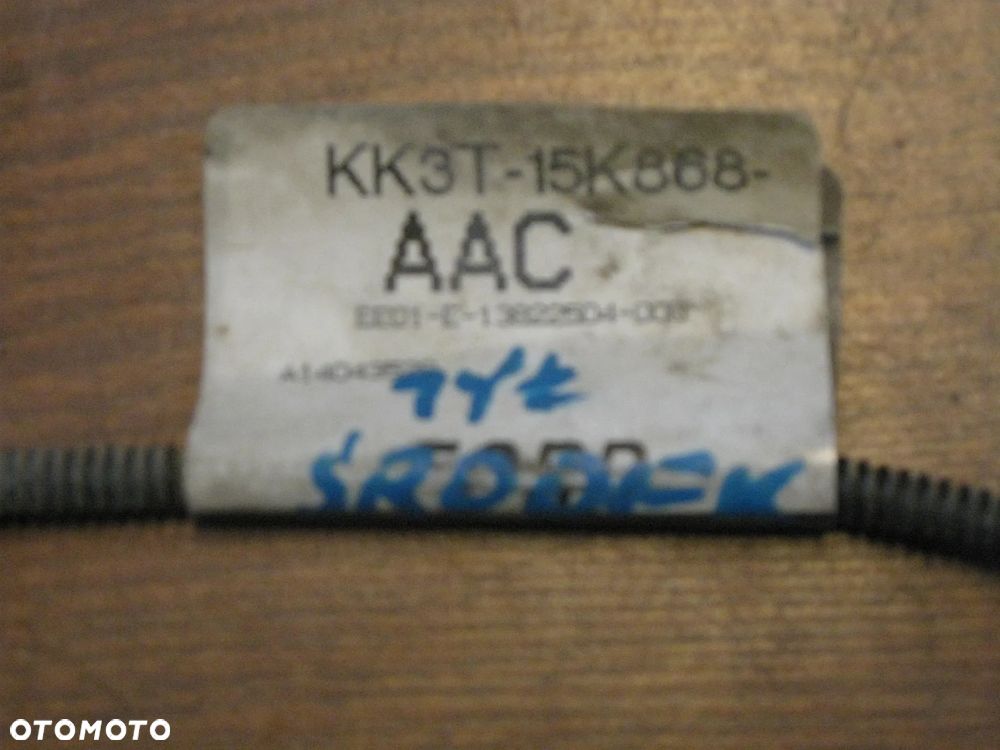 Instalacja zderzaka tyl. czujniki parkowania Ford Transit mk8 KK3T-15K868-AAC - 2