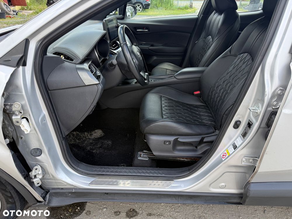 Toyota C-HR - 7