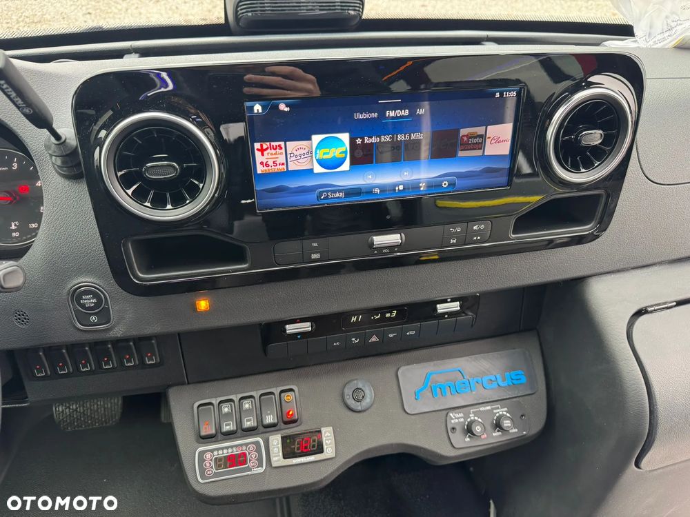 Mercedes-Benz Sprinter 519 - 19