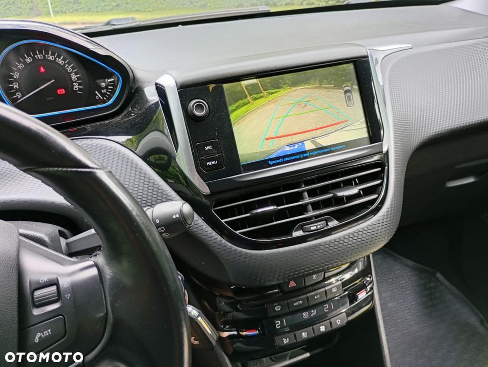 Peugeot 2008 BlueHDi 100 Allure - 7