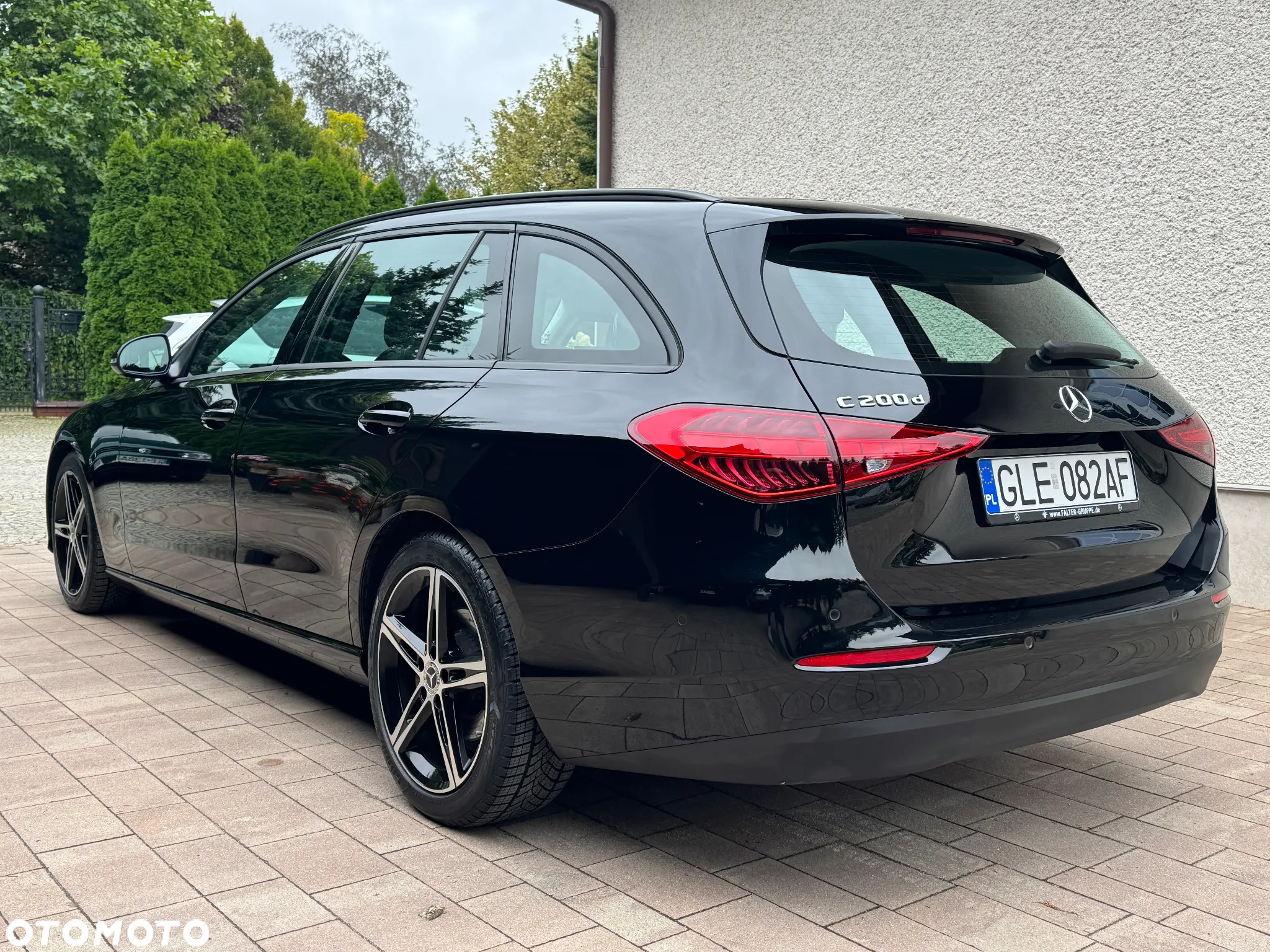 Mercedes-Benz Klasa C 200 d T 9G-TRONIC - 2