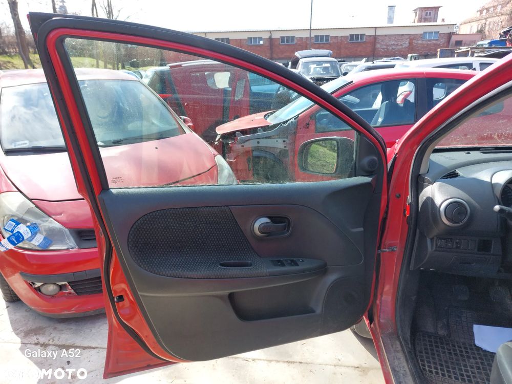 Zderzak NISSAN NOTE 1,6B 06R. maska,lampy,drzwi,klapa.... - 7