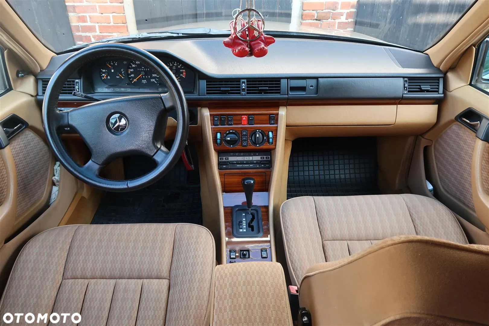 Mercedes-Benz W124 (1984-1993) - 20