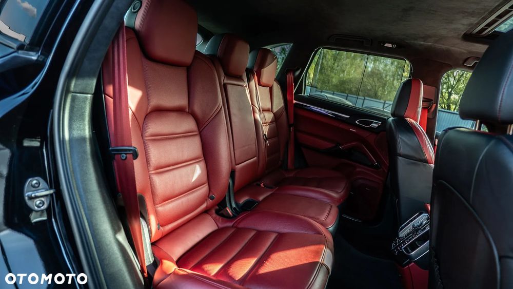 Porsche Cayenne GTS Tiptronic S - 5
