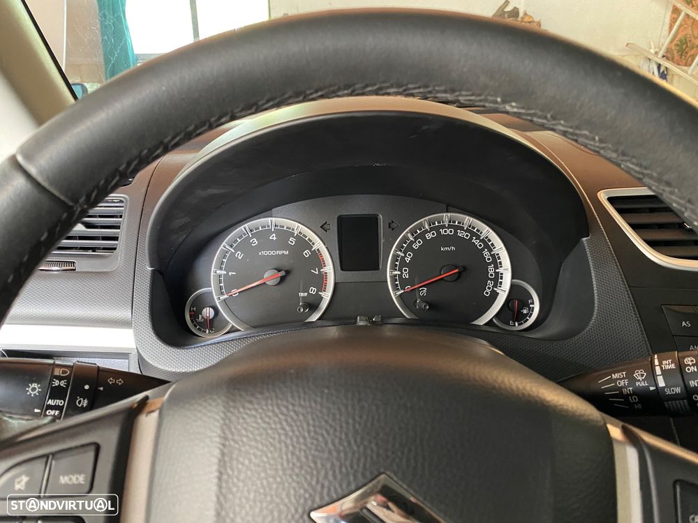 Suzuki Swift 1.2 VVT GLX - 11
