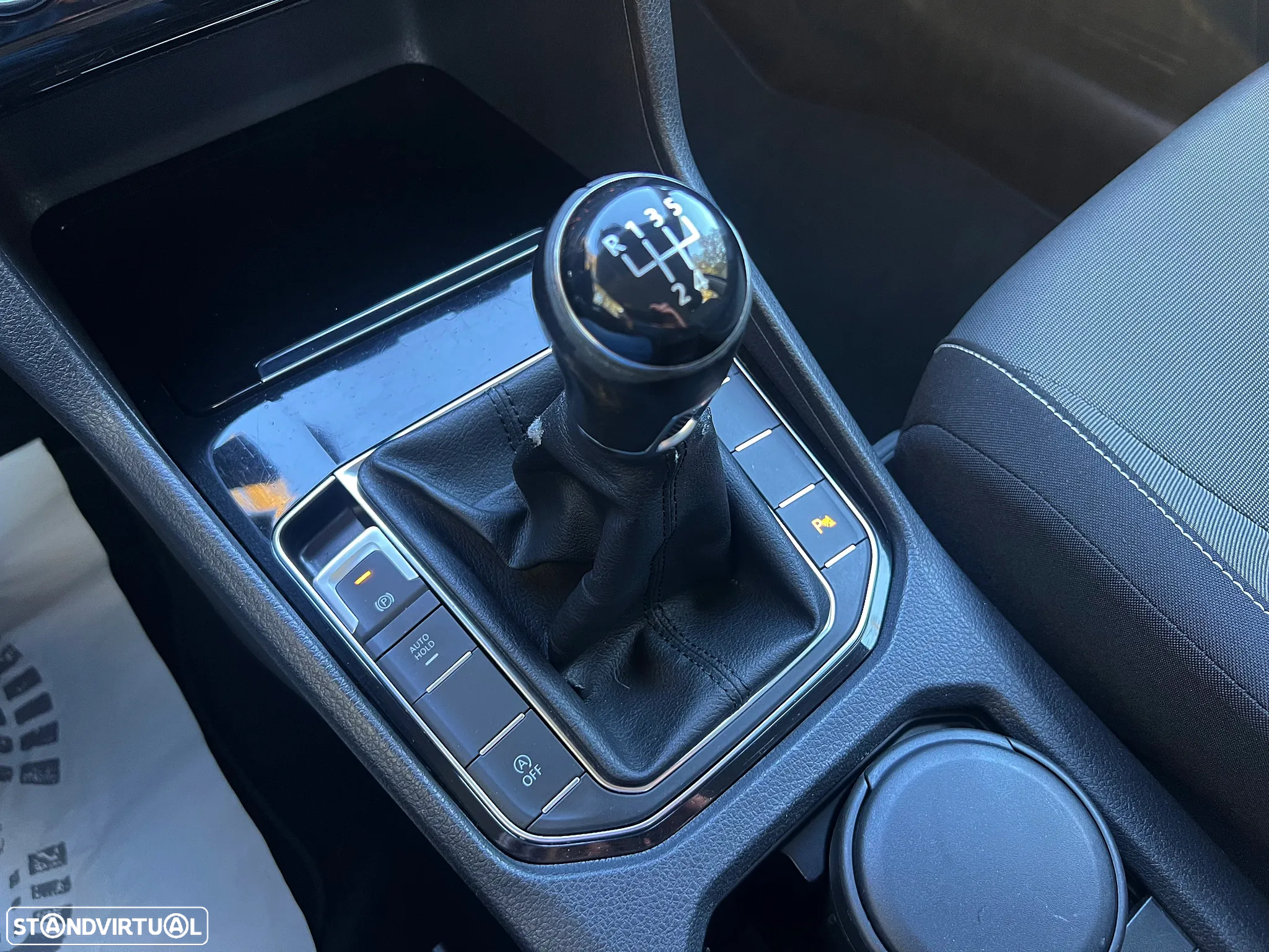 VW Golf Sportsvan 1.6 TDI Highline - 10