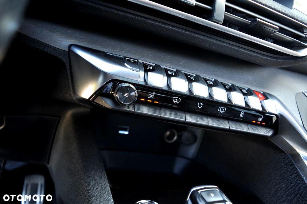 Peugeot 3008 BlueHDi 180 Stop & Start EAT6 GT - 33