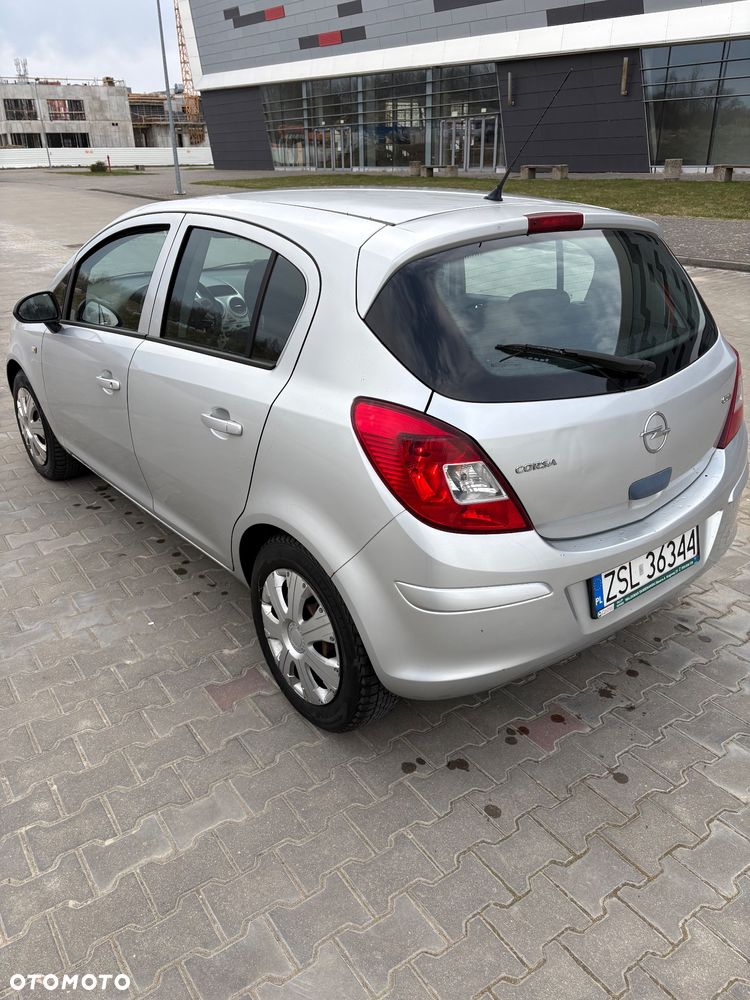 Opel Corsa 1.3 CDTI DPF Easytronic Edition - 9