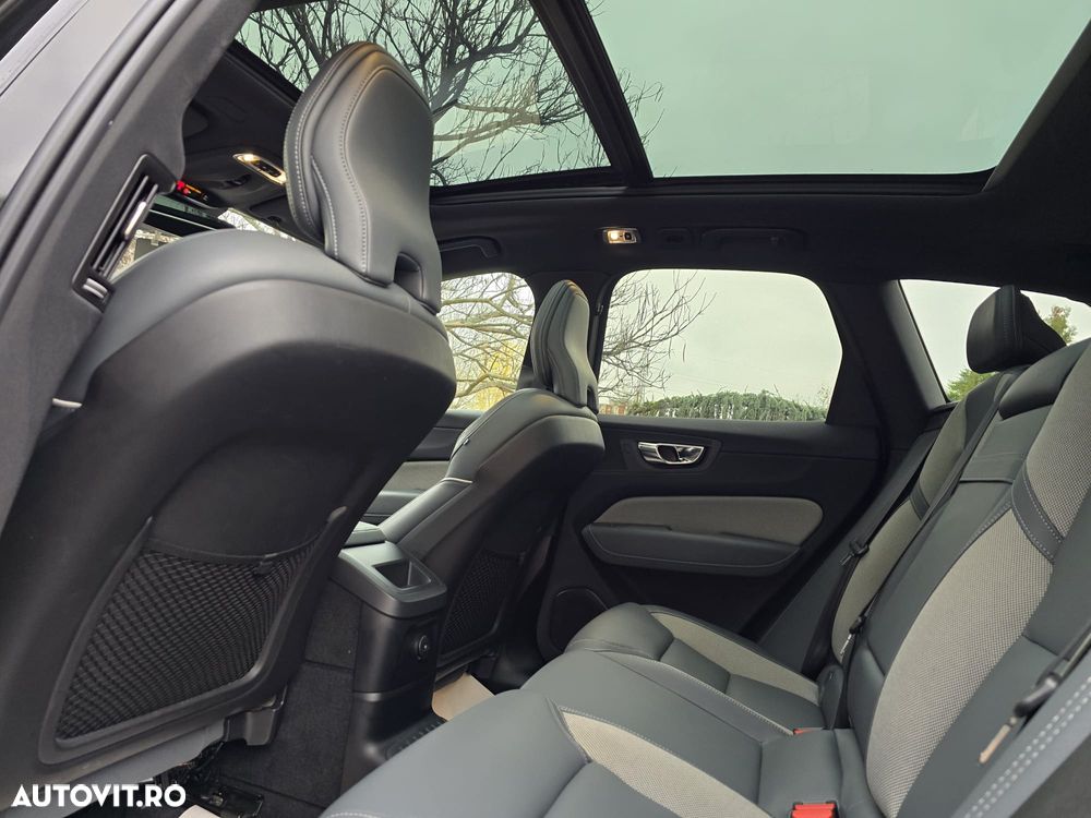 Volvo XC 60 Recharge T6 Twin Engine eAWD R-Design Expression - 17