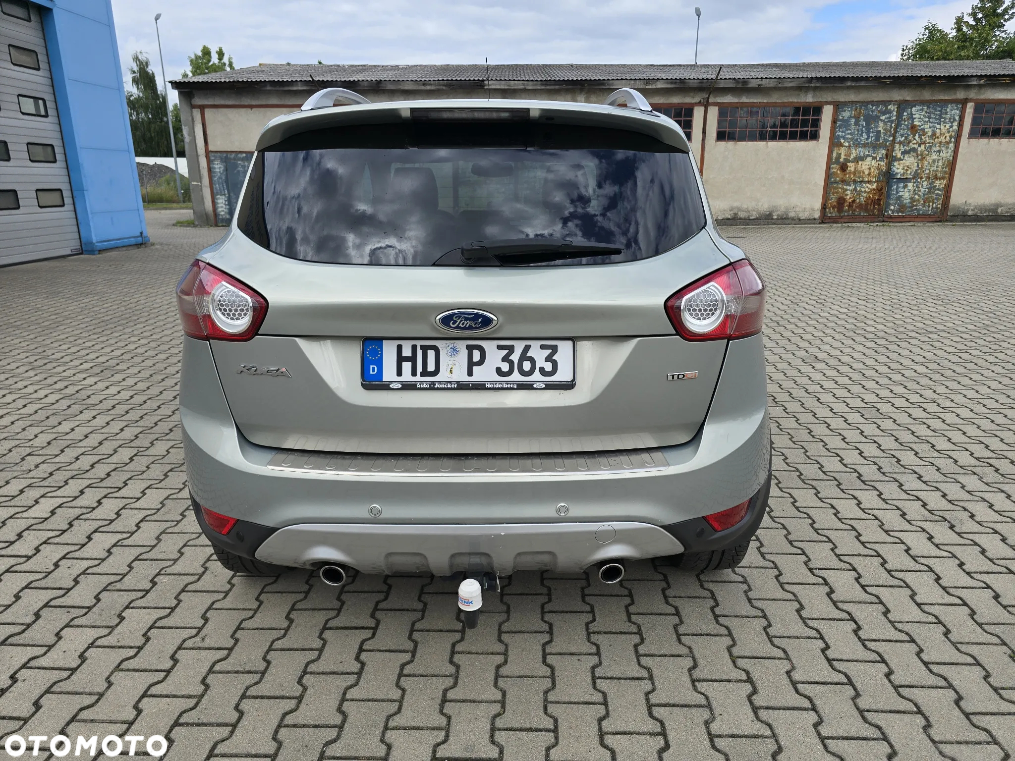 Ford Kuga 2.0 TDCi 4x4 Titanium - 9