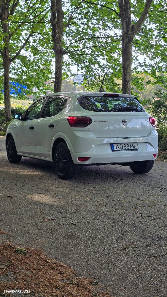Dacia Sandero 1.0 SCe Essential - 11