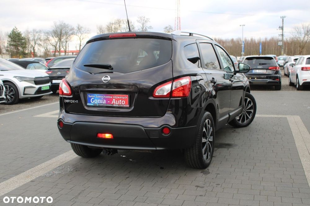Nissan Qashqai+2 - 9
