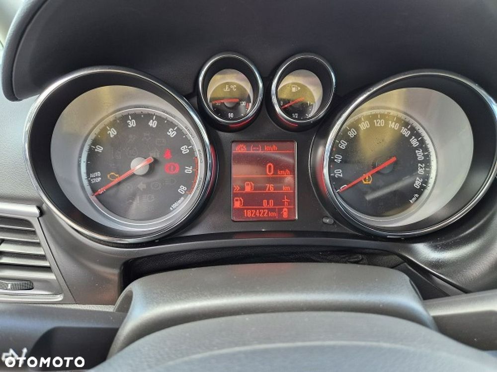 Opel Zafira - 32