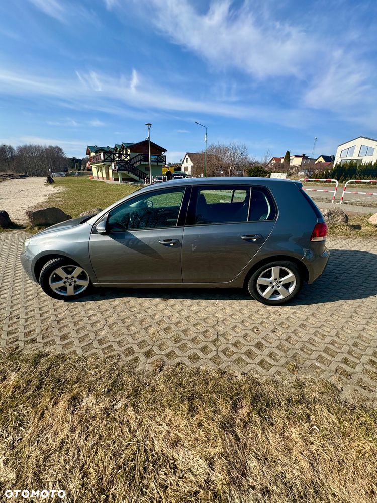 Volkswagen Golf 1.6 TDI BlueMot Comfortline - 11