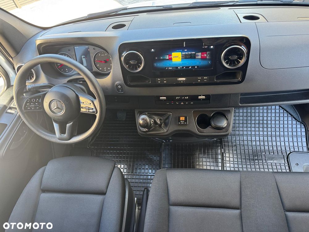 Mercedes-Benz Sprinter 317 LONG FAKTURA VAT23% RAMPA HAK 3500KG WEBASTO - 27