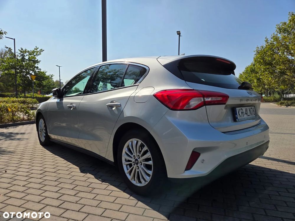 Ford Focus 1.5 TDCi Titanium PowerShift - 7