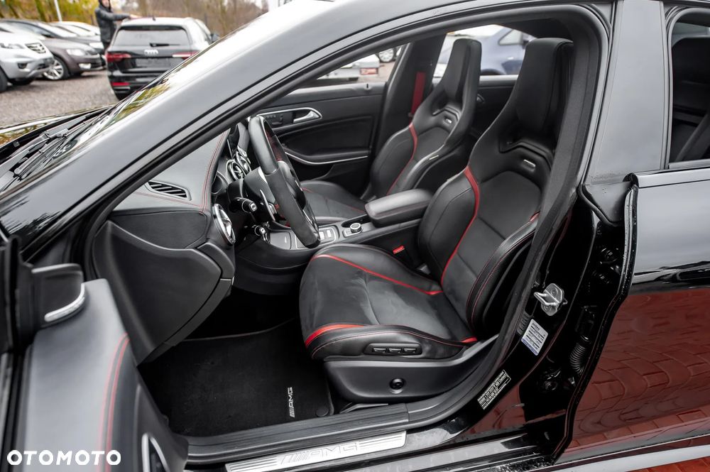 Mercedes-Benz CLA 45 AMG 4Matic 7G-DCT Edition 1 - 19