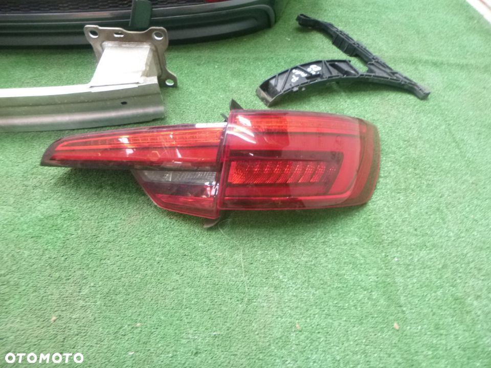 AUDI A4 B9 S-LINE  Tył Kompletny Klapa Zderzak Pdc Lampy MATRIX  Kod lakieru LZ7S - 8
