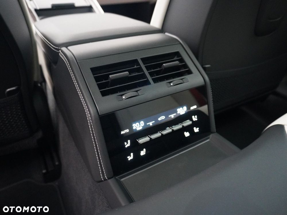 Porsche Panamera 4S E-Hybrid PHEV - 37