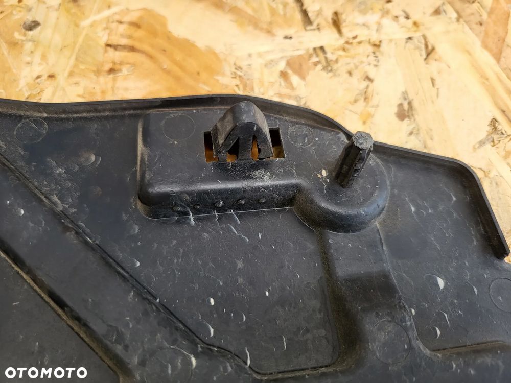 Kierownica powietrza lewa Peugeot 2008 1.6 E HDI - 4